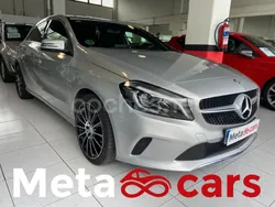 Gris / plata Usado 2016 Mercedes A200 Urban Berlina | 19.990 € (Un poco caro)