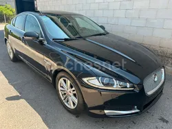 Negro Usado 2015 Jaguar XF Luxury Berlina | 13.900 € (Precio justo)