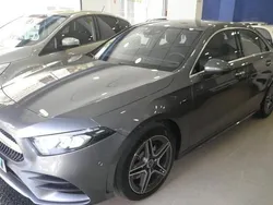 Gris Usado 2021 Mercedes A250 AMG line Berlina | 30.770 € (Super precio)