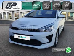 Blanco Usado 2022 Kia Rio Berlina | 13.795 € (Precio justo)