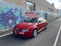 Rojo Usado 2005 Alfa Romeo GT Distinctive Coupe | 2999 € (Precio justo)