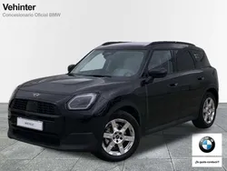 Negro Usado 2024 Mini One D Countryman Essential SUV | 38.999 € (Precio justo)