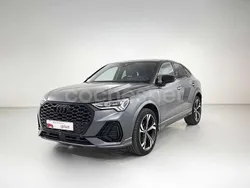 Gris / plata Usado 2024 Audi Q3 Sportback Ambiente SUV | 44.200 € (Un poco caro)