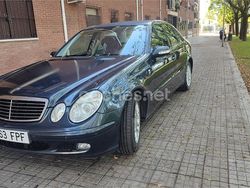 Azul Usado 2007 Mercedes E200 Classic Familiar | 5500 €