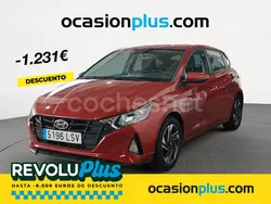 Rojo Usado 2021 Hyundai i20 Berlina | 13.050 € (Precio justo)