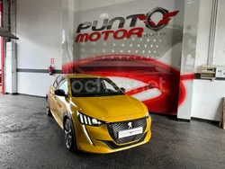 Amarillo Usado 2021 Peugeot 208 Active Utilitario | 14.990 € (Precio justo)