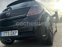 Negro Usado 2006 Opel Astra GTC OPC Berlina | 7500 €