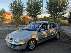 Gris / plata Usado 2003 Renault Mégane II Authentique Berlina | 3000 € (Precio justo)