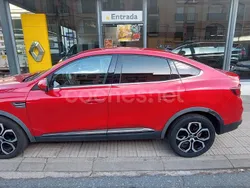 Rojo Usado 2021 Renault Arkana Zen SUV | 20.500 € (Buen precio)