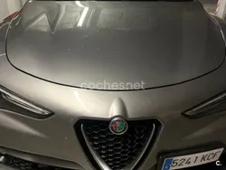 Gris / plata Usado 2017 Alfa Romeo Stelvio Super SUV | 20.200 € (Precio justo)