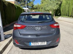 Gris / plata Usado 2017 Hyundai i30 Berlina | 5000 €