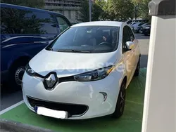 Eléctrico Usado 2017 Renault Zoe Intens Utilitario | 8000 €