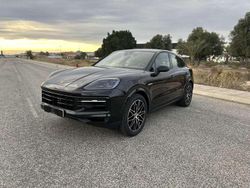 Negro Usado 2024 Porsche Cayenne SUV | 119.990 €
