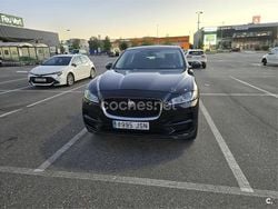 Negro Usado 2016 Jaguar F-Pace R-Sport SUV | 19.700 €