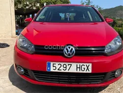 Rojo Usado 2011 VW Golf VI Advance Berlina | 6200 € (Buen precio)