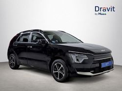 Gris / plata Usado 2025 Kia Niro SUV | 26.990 € (Un poco caro)