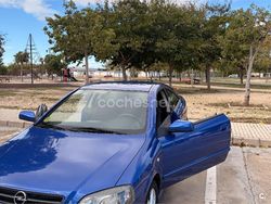 Azul Usado 2004 Opel Astra Edition Coupe | 5000 €