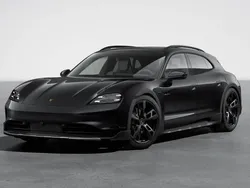 Negro jet metalizado Usado 2025 Porsche Taycan Cross Turismo Berlina | 158.990 €