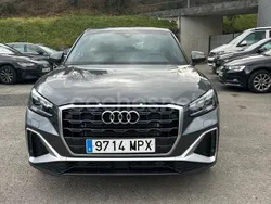 Gris / plata Usado 2024 Audi Q2 SUV | 35.600 € (Un poco caro)