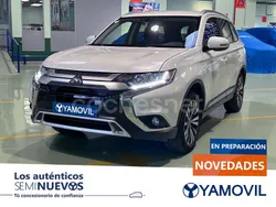 Blanco Usado 2021 Mitsubishi Outlander Motion SUV | 20.650 € (Precio justo)