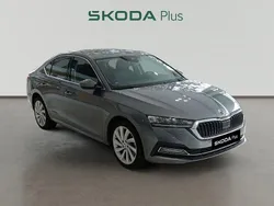 Gris Nuevo 2024 Skoda Octavia Selection Berlina | 28.990 € (Super precio)