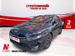 Gris Usado 2025 Kia Ceed Style Utilitario | 21.490 € (Buen precio)