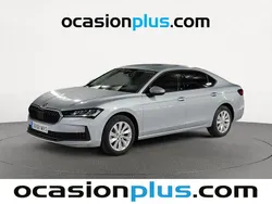 Gris plata Nuevo 2025 Skoda Superb Essence Berlina | 29.557 € (Super precio)