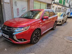 Granate Usado 2016 Mitsubishi Outlander P-HEV SUV | 18.900 € (Precio justo)