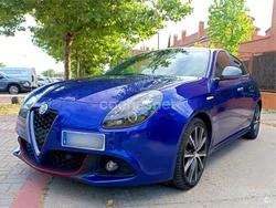 Azul Usado 2017 Alfa Romeo Giulietta Super Utilitario | 9990 € (Caro)