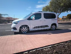 Blanco Usado 2019 Opel Combo Life Innovation Monovolumen | 12.490 € (Buen precio)