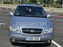 Gris / plata Usado 2006 Kia Carnival EX Monovolumen | 4750 €
