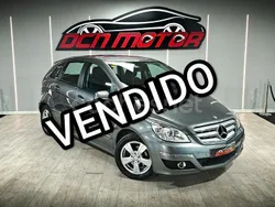 Gris / plata Usado 2011 Mercedes B180 Monovolumen | 9900 € (Precio justo)