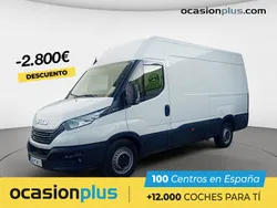 Blanco Usado 2023 Iveco Daily Berlina | 28.850 € (Precio justo)