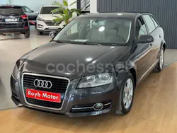 Negro Usado 2011 Audi A3 Attraction Utilitario | 9990 € (Un poco caro)