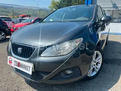 Gris / plata Usado 2011 Seat Ibiza Reference Berlina | 4990 € (Buen precio)