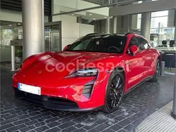 Eléctrico Usado 2022 Porsche Taycan GTS Sport Turismo Berlina | 80.500 €