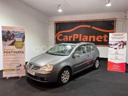 Gris / plata Usado 2006 VW Golf V Highline Berlina | 5750 € (Precio justo)