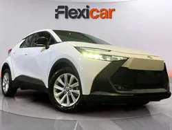 Blanco Usado 2025 Toyota C-HR Active SUV | 26.790 € (Buen precio)
