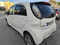 Eléctrico Usado 2013 Mitsubishi i-MiEV Utilitario | 5000 €