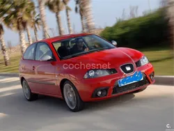 Rojo Usado 2007 Seat Ibiza Reference Berlina | 3600 € (Precio justo)