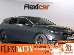 Gris / plata Usado 2022 Kia Ceed Berlina | 15.490 € (Precio justo)