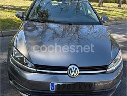 Gris / plata Usado 2019 VW Golf VII Edition Berlina | 12.500 € (Buen precio)