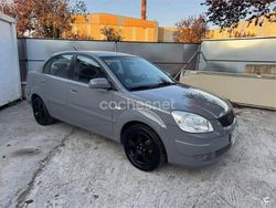 Gris / plata Usado 2008 Kia Rio Berlina | 4199 € (Un poco caro)
