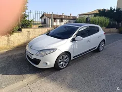Blanco Usado 2009 Renault Mégane III Dynamique Berlina | 5900 € (Precio justo)