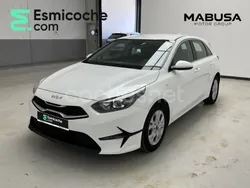 Blanco Usado 2024 Kia Ceed Berlina | 20.990 € (Precio justo)