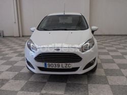 Blanco Usado 2014 Ford Fiesta Trend Utilitario | 7550 € (Precio justo)