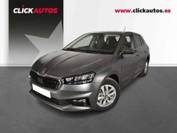 Gris Usado 2025 Skoda Fabia Selection Utilitario | 18.250 € (Super precio)