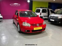Rojo Usado 2008 VW Golf VI Highline Berlina | 6900 € (Buen precio)