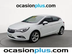 Blanco Usado 2018 Opel Astra Dynamic Utilitario | 12.637 € (Precio justo)
