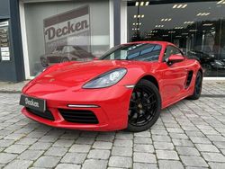 Rojo Usado 2018 Porsche Cayman Coupe | 55.000 €